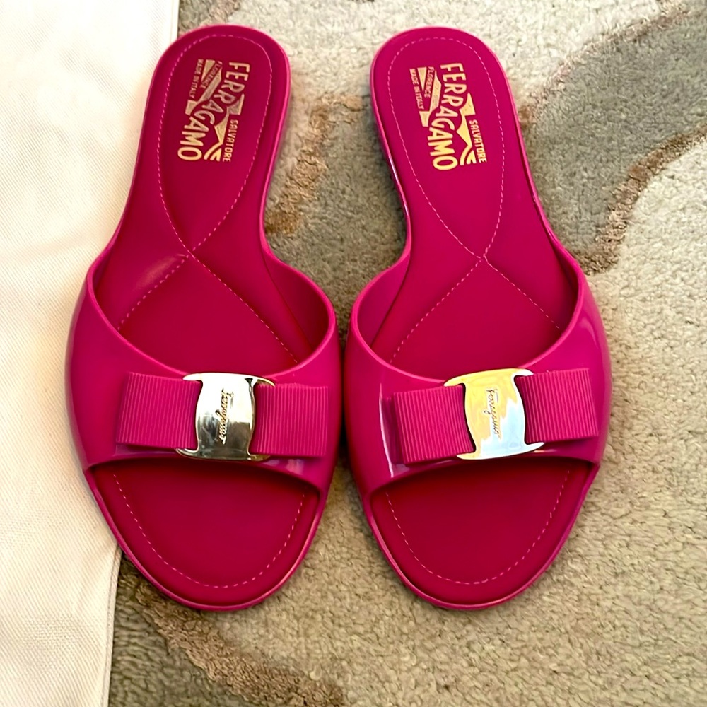 Salvatore Ferragamo Cirella Bow Slides